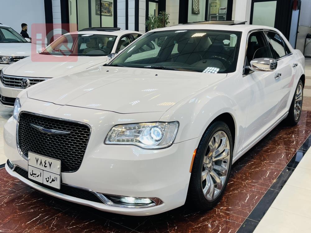 كرايسلر 300